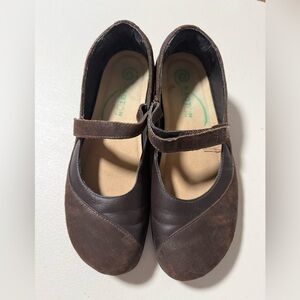Naot Kirei Brown Suede Leather Mary Jane Comfort Shoes Size 39 US 8-8.5 Support